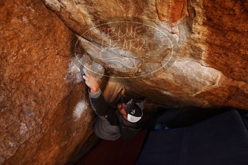 Bouldering in Hueco Tanks on 02/17/2019 with Blue Lizard Climbing and Yoga

Filename: SRM_20190217_1159320.jpg
Aperture: f/4.0
Shutter Speed: 1/500
Body: Canon EOS-1D Mark II
Lens: Canon EF 16-35mm f/2.8 L