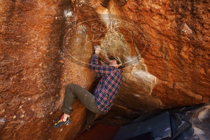 Bouldering in Hueco Tanks on 02/17/2019 with Blue Lizard Climbing and Yoga

Filename: SRM_20190217_1218570.jpg
Aperture: f/4.5
Shutter Speed: 1/500
Body: Canon EOS-1D Mark II
Lens: Canon EF 16-35mm f/2.8 L