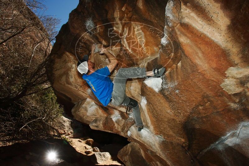 Bouldering in Hueco Tanks on 02/17/2019 with Blue Lizard Climbing and Yoga

Filename: SRM_20190217_1522360.jpg
Aperture: f/8.0
Shutter Speed: 1/250
Body: Canon EOS-1D Mark II
Lens: Canon EF 16-35mm f/2.8 L