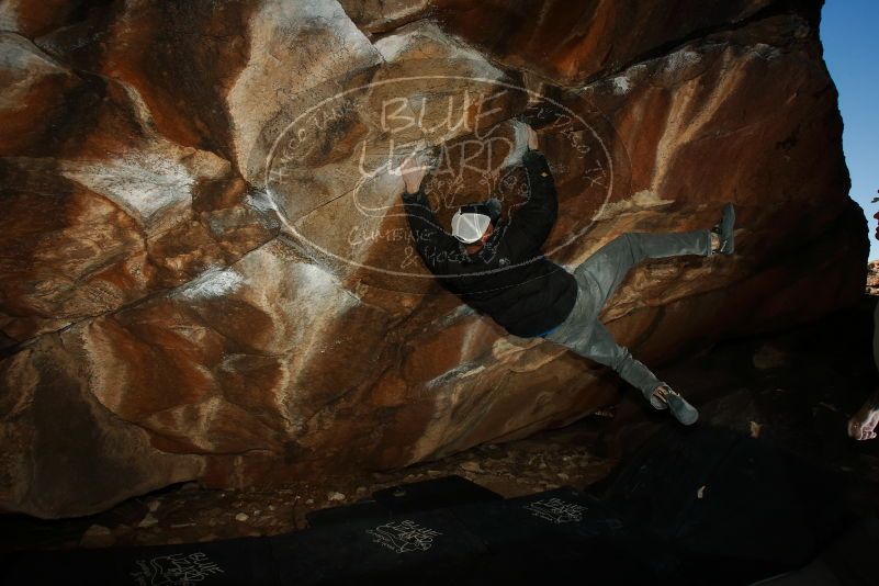 Bouldering in Hueco Tanks on 02/17/2019 with Blue Lizard Climbing and Yoga

Filename: SRM_20190217_1600210.jpg
Aperture: f/8.0
Shutter Speed: 1/250
Body: Canon EOS-1D Mark II
Lens: Canon EF 16-35mm f/2.8 L