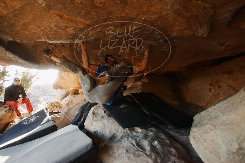 Bouldering in Hueco Tanks on 02/17/2019 with Blue Lizard Climbing and Yoga

Filename: SRM_20190217_1740472.jpg
Aperture: f/4.0
Shutter Speed: 1/250
Body: Canon EOS-1D Mark II
Lens: Canon EF 16-35mm f/2.8 L