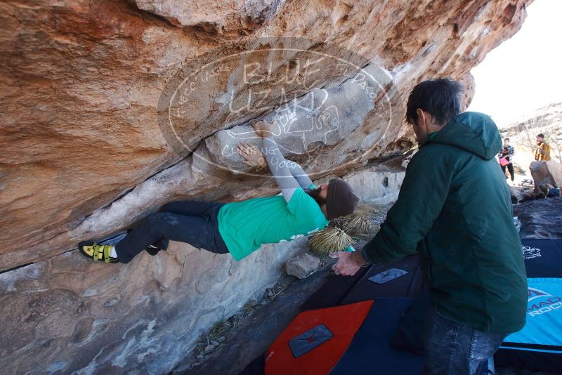 Bouldering in Hueco Tanks on 02/22/2019 with Blue Lizard Climbing and Yoga

Filename: SRM_20190222_1123080.jpg
Aperture: f/6.3
Shutter Speed: 1/250
Body: Canon EOS-1D Mark II
Lens: Canon EF 16-35mm f/2.8 L