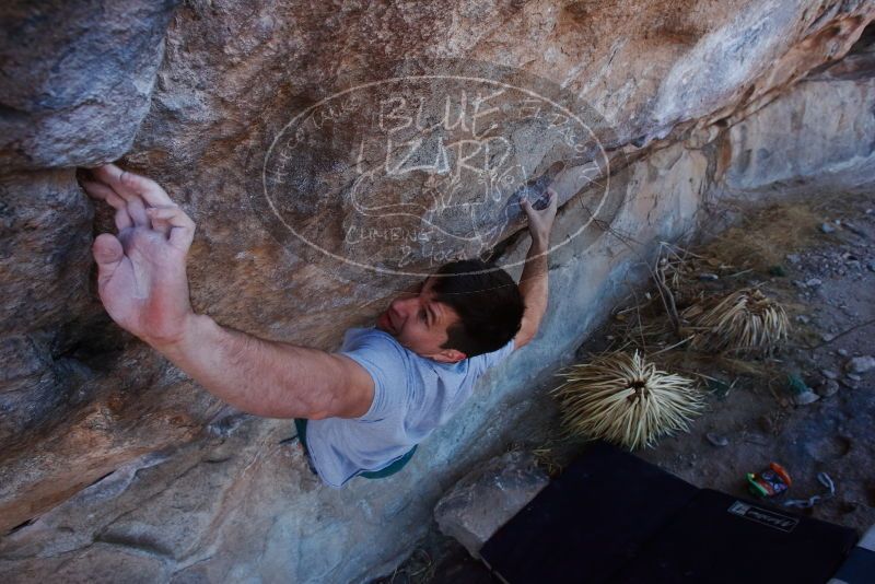 Bouldering in Hueco Tanks on 02/22/2019 with Blue Lizard Climbing and Yoga

Filename: SRM_20190222_1200280.jpg
Aperture: f/7.1
Shutter Speed: 1/250
Body: Canon EOS-1D Mark II
Lens: Canon EF 16-35mm f/2.8 L