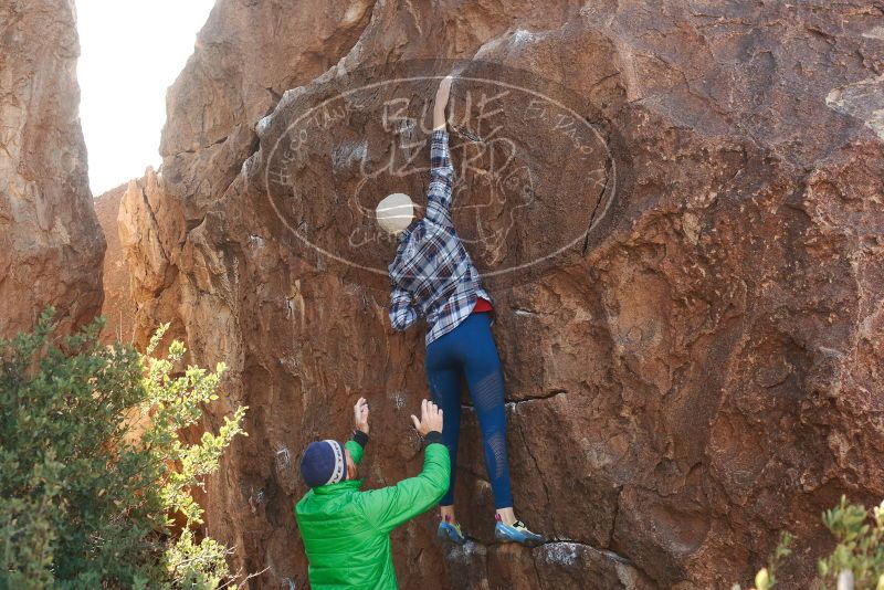 Bouldering in Hueco Tanks on 02/24/2019 with Blue Lizard Climbing and Yoga

Filename: SRM_20190224_1034420.jpg
Aperture: f/4.0
Shutter Speed: 1/500
Body: Canon EOS-1D Mark II
Lens: Canon EF 50mm f/1.8 II