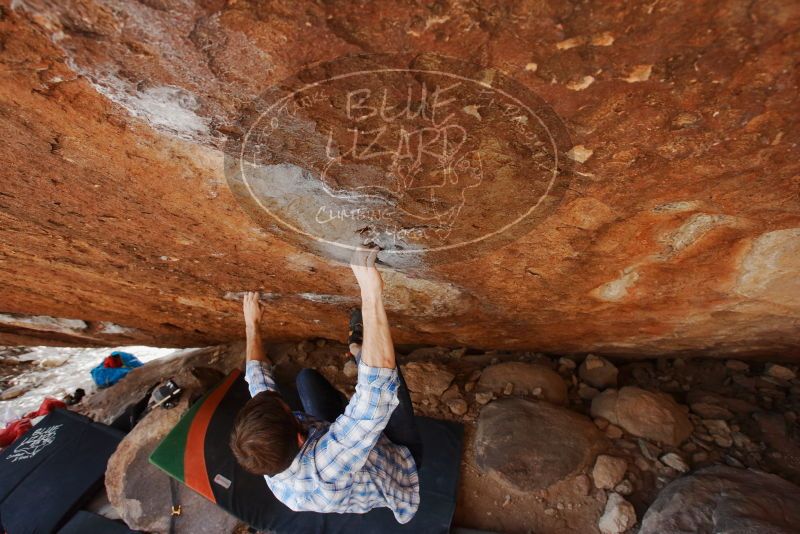 Bouldering in Hueco Tanks on 03/01/2019 with Blue Lizard Climbing and Yoga

Filename: SRM_20190301_1554290.jpg
Aperture: f/5.6
Shutter Speed: 1/400
Body: Canon EOS-1D Mark II
Lens: Canon EF 16-35mm f/2.8 L