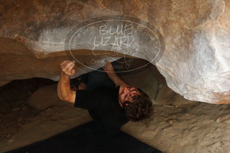 Bouldering in Hueco Tanks on 03/02/2019 with Blue Lizard Climbing and Yoga

Filename: SRM_20190302_1253130.jpg
Aperture: f/3.5
Shutter Speed: 1/250
Body: Canon EOS-1D Mark II
Lens: Canon EF 50mm f/1.8 II