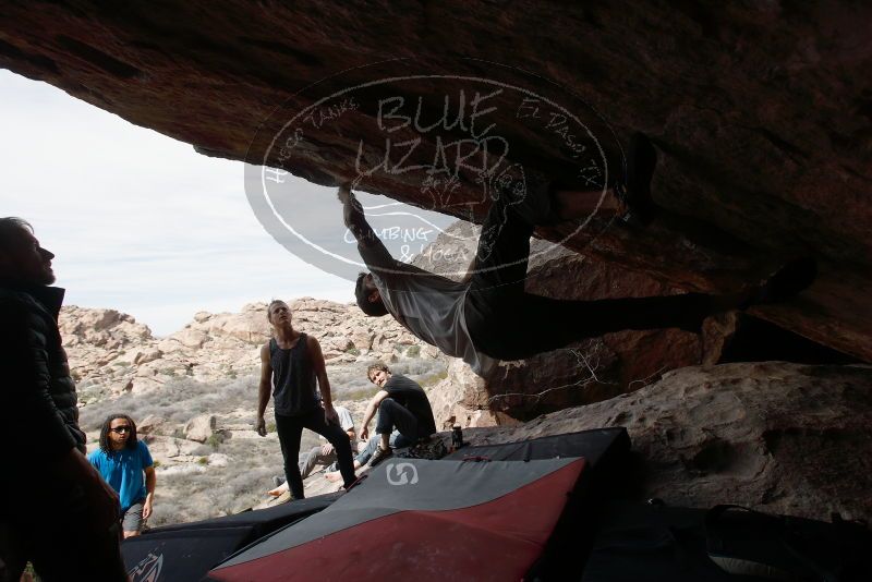 Bouldering in Hueco Tanks on 03/02/2019 with Blue Lizard Climbing and Yoga

Filename: SRM_20190302_1343480.jpg
Aperture: f/5.6
Shutter Speed: 1/250
Body: Canon EOS-1D Mark II
Lens: Canon EF 16-35mm f/2.8 L