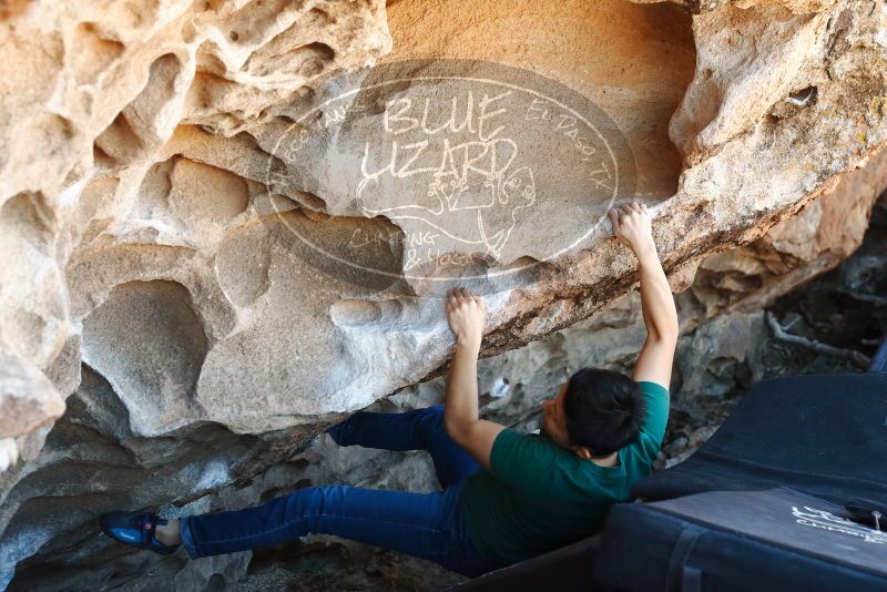 Bouldering in Hueco Tanks on 03/03/2019 with Blue Lizard Climbing and Yoga

Filename: SRM_20190303_1219210.jpg
Aperture: f/4.5
Shutter Speed: 1/250
Body: Canon EOS-1D Mark II
Lens: Canon EF 50mm f/1.8 II