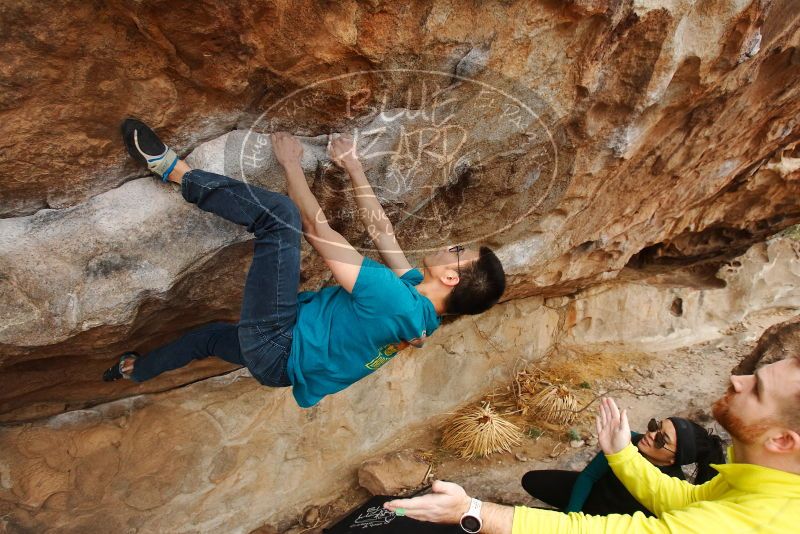 Bouldering in Hueco Tanks on 03/08/2019 with Blue Lizard Climbing and Yoga

Filename: SRM_20190308_1426160.jpg
Aperture: f/4.5
Shutter Speed: 1/400
Body: Canon EOS-1D Mark II
Lens: Canon EF 16-35mm f/2.8 L