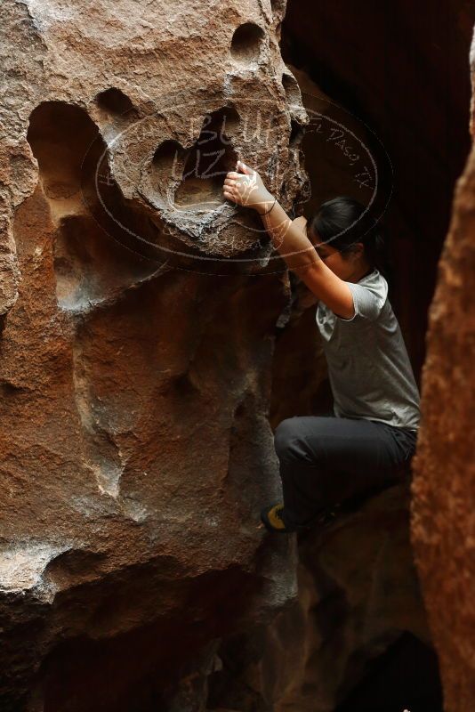 Bouldering in Hueco Tanks on 03/08/2019 with Blue Lizard Climbing and Yoga

Filename: SRM_20190308_1655140.jpg
Aperture: f/2.5
Shutter Speed: 1/125
Body: Canon EOS-1D Mark II
Lens: Canon EF 50mm f/1.8 II