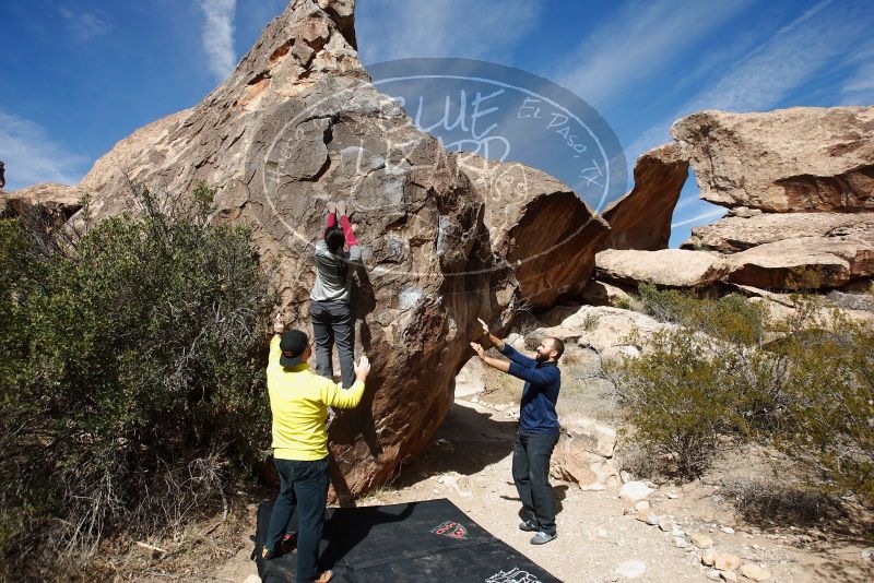 Bouldering in Hueco Tanks on 03/09/2019 with Blue Lizard Climbing and Yoga

Filename: SRM_20190309_1130510.jpg
Aperture: f/4.0
Shutter Speed: 1/5000
Body: Canon EOS-1D Mark II
Lens: Canon EF 16-35mm f/2.8 L