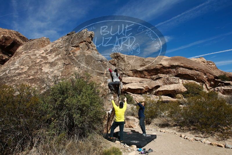 Bouldering in Hueco Tanks on 03/09/2019 with Blue Lizard Climbing and Yoga

Filename: SRM_20190309_1131180.jpg
Aperture: f/8.0
Shutter Speed: 1/800
Body: Canon EOS-1D Mark II
Lens: Canon EF 16-35mm f/2.8 L