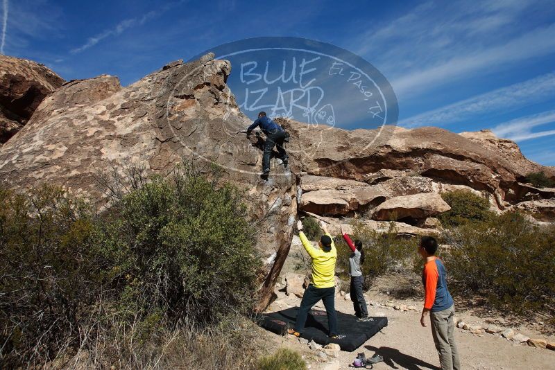 Bouldering in Hueco Tanks on 03/09/2019 with Blue Lizard Climbing and Yoga

Filename: SRM_20190309_1138030.jpg
Aperture: f/5.6
Shutter Speed: 1/6400
Body: Canon EOS-1D Mark II
Lens: Canon EF 16-35mm f/2.8 L