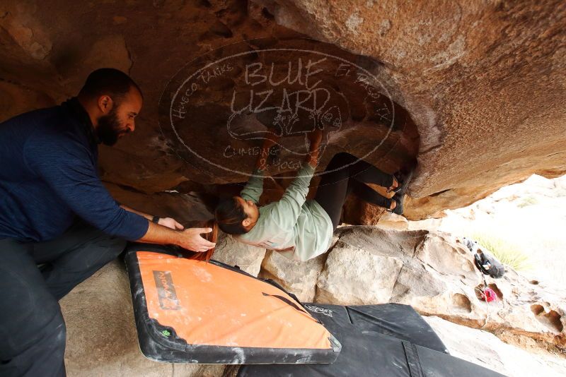 Bouldering in Hueco Tanks on 03/09/2019 with Blue Lizard Climbing and Yoga

Filename: SRM_20190309_1549530.jpg
Aperture: f/5.6
Shutter Speed: 1/200
Body: Canon EOS-1D Mark II
Lens: Canon EF 16-35mm f/2.8 L