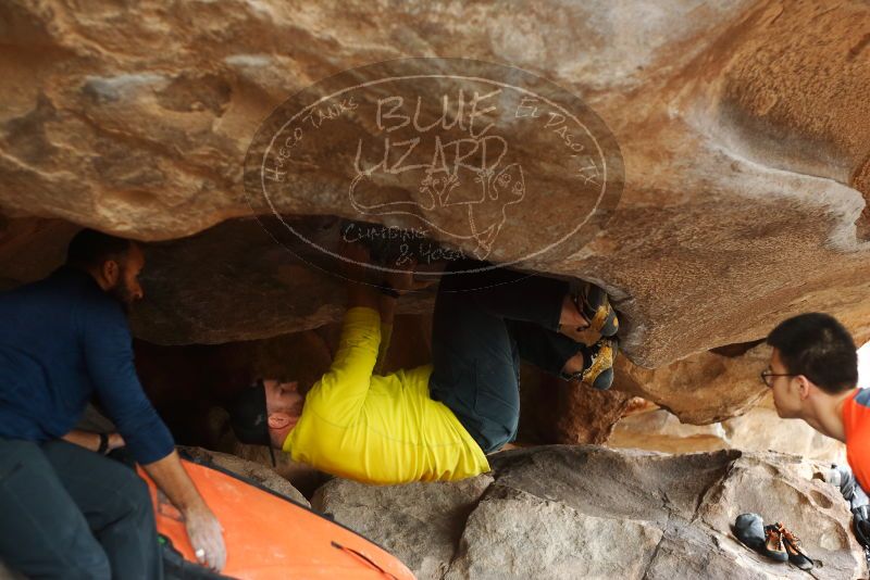 Bouldering in Hueco Tanks on 03/09/2019 with Blue Lizard Climbing and Yoga

Filename: SRM_20190309_1617420.jpg
Aperture: f/2.8
Shutter Speed: 1/640
Body: Canon EOS-1D Mark II
Lens: Canon EF 50mm f/1.8 II