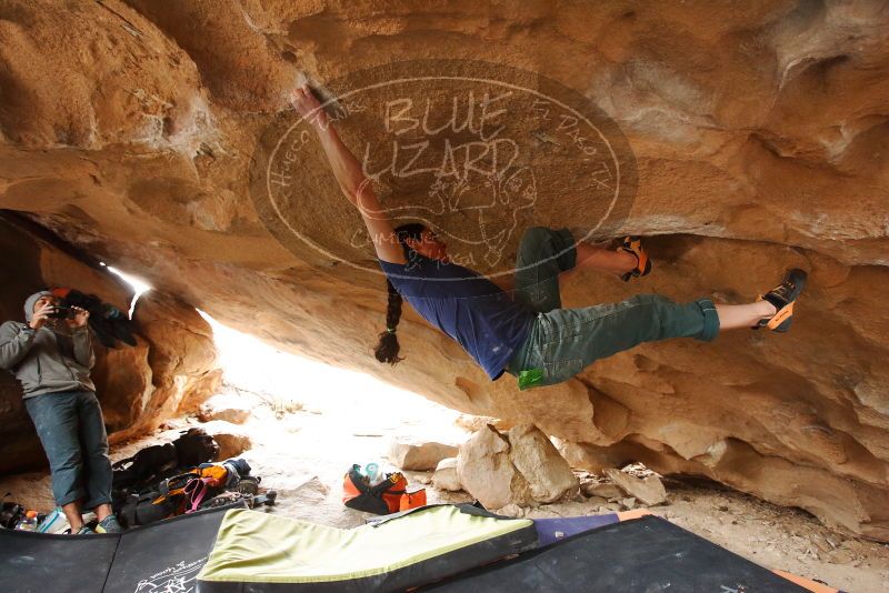 Bouldering in Hueco Tanks on 03/10/2019 with Blue Lizard Climbing and Yoga

Filename: SRM_20190310_1255230.jpg
Aperture: f/4.0
Shutter Speed: 1/160
Body: Canon EOS-1D Mark II
Lens: Canon EF 16-35mm f/2.8 L