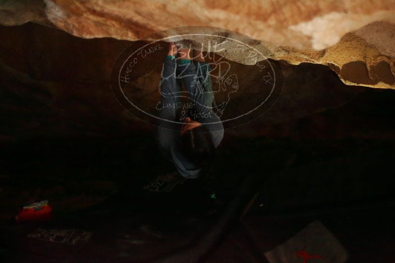 Bouldering in Hueco Tanks on 03/10/2019 with Blue Lizard Climbing and Yoga

Filename: SRM_20190310_1556500.jpg
Aperture: f/1.8
Shutter Speed: 1/100
Body: Canon EOS-1D Mark II
Lens: Canon EF 50mm f/1.8 II