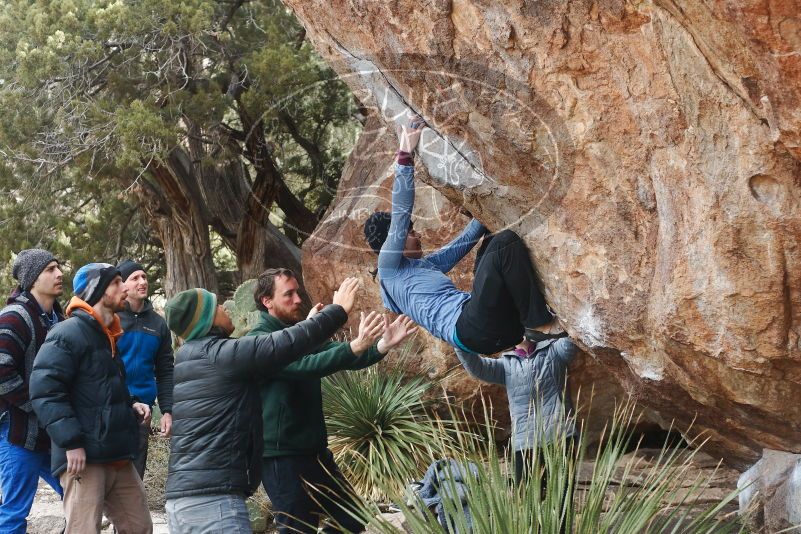 Bouldering in Hueco Tanks on 03/15/2019 with Blue Lizard Climbing and Yoga

Filename: SRM_20190315_1051100.jpg
Aperture: f/4.0
Shutter Speed: 1/640
Body: Canon EOS-1D Mark II
Lens: Canon EF 50mm f/1.8 II