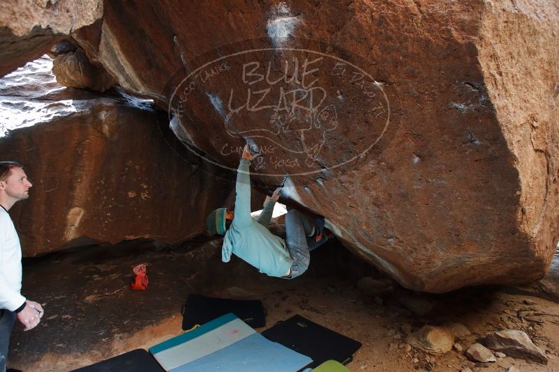 Bouldering in Hueco Tanks on 03/15/2019 with Blue Lizard Climbing and Yoga

Filename: SRM_20190315_1545350.jpg
Aperture: f/4.0
Shutter Speed: 1/250
Body: Canon EOS-1D Mark II
Lens: Canon EF 16-35mm f/2.8 L