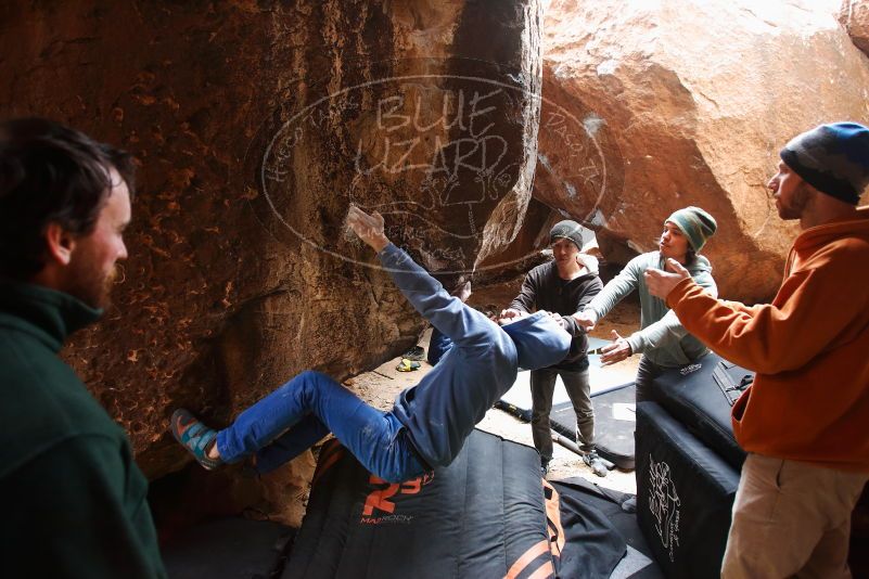 Bouldering in Hueco Tanks on 03/15/2019 with Blue Lizard Climbing and Yoga

Filename: SRM_20190315_1646520.jpg
Aperture: f/3.2
Shutter Speed: 1/100
Body: Canon EOS-1D Mark II
Lens: Canon EF 16-35mm f/2.8 L