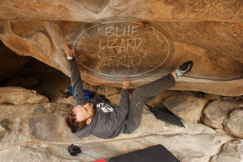 Bouldering in Hueco Tanks on 03/16/2019 with Blue Lizard Climbing and Yoga

Filename: SRM_20190316_1226370.jpg
Aperture: f/5.6
Shutter Speed: 1/160
Body: Canon EOS-1D Mark II
Lens: Canon EF 16-35mm f/2.8 L