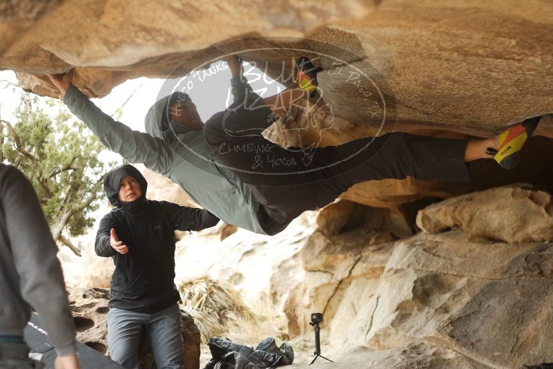 Bouldering in Hueco Tanks on 03/16/2019 with Blue Lizard Climbing and Yoga

Filename: SRM_20190316_1252090.jpg
Aperture: f/2.8
Shutter Speed: 1/500
Body: Canon EOS-1D Mark II
Lens: Canon EF 50mm f/1.8 II