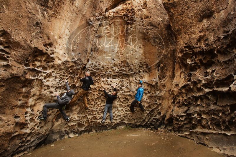 Bouldering in Hueco Tanks on 03/16/2019 with Blue Lizard Climbing and Yoga

Filename: SRM_20190316_1416000.jpg
Aperture: f/5.6
Shutter Speed: 1/50
Body: Canon EOS-1D Mark II
Lens: Canon EF 16-35mm f/2.8 L