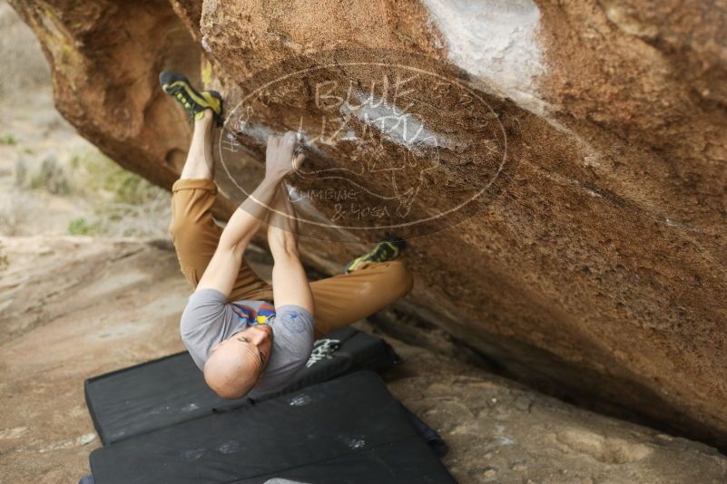 Bouldering in Hueco Tanks on 03/16/2019 with Blue Lizard Climbing and Yoga

Filename: SRM_20190316_1518530.jpg
Aperture: f/2.8
Shutter Speed: 1/320
Body: Canon EOS-1D Mark II
Lens: Canon EF 50mm f/1.8 II