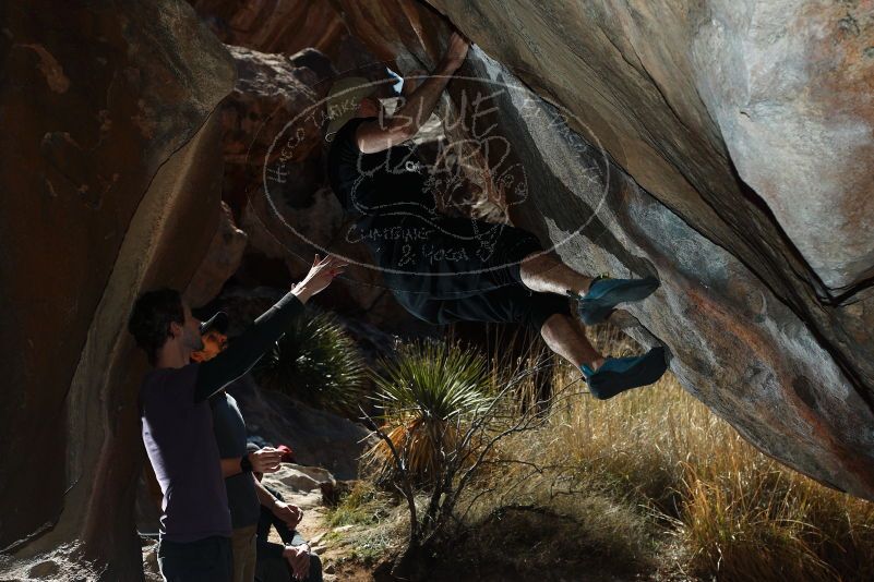 Bouldering in Hueco Tanks on 03/17/2019 with Blue Lizard Climbing and Yoga

Filename: SRM_20190317_1159550.jpg
Aperture: f/5.6
Shutter Speed: 1/250
Body: Canon EOS-1D Mark II
Lens: Canon EF 50mm f/1.8 II