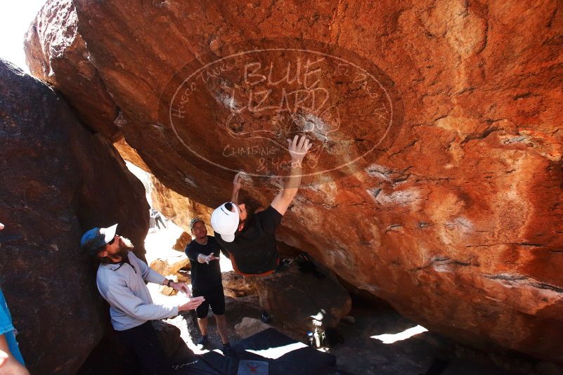 Bouldering in Hueco Tanks on 03/17/2019 with Blue Lizard Climbing and Yoga

Filename: SRM_20190317_1250170.jpg
Aperture: f/6.3
Shutter Speed: 1/250
Body: Canon EOS-1D Mark II
Lens: Canon EF 16-35mm f/2.8 L