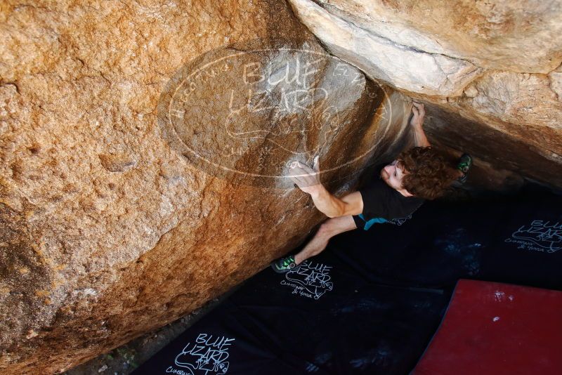 Bouldering in Hueco Tanks on 03/29/2019 with Blue Lizard Climbing and Yoga

Filename: SRM_20190329_1118270.jpg
Aperture: f/5.6
Shutter Speed: 1/200
Body: Canon EOS-1D Mark II
Lens: Canon EF 16-35mm f/2.8 L