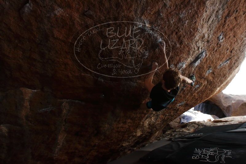 Bouldering in Hueco Tanks on 03/29/2019 with Blue Lizard Climbing and Yoga

Filename: SRM_20190329_1556380.jpg
Aperture: f/5.6
Shutter Speed: 1/250
Body: Canon EOS-1D Mark II
Lens: Canon EF 16-35mm f/2.8 L