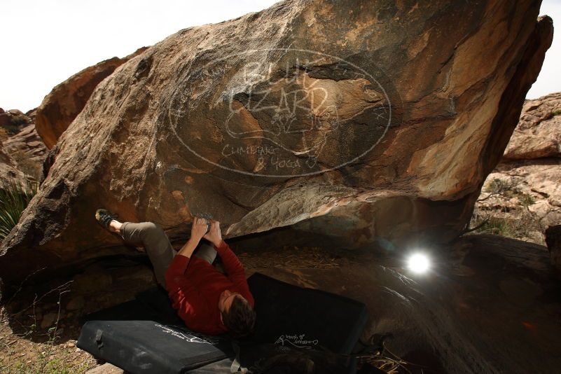 Bouldering in Hueco Tanks on 03/30/2019 with Blue Lizard Climbing and Yoga

Filename: SRM_20190330_1339560.jpg
Aperture: f/5.6
Shutter Speed: 1/250
Body: Canon EOS-1D Mark II
Lens: Canon EF 16-35mm f/2.8 L