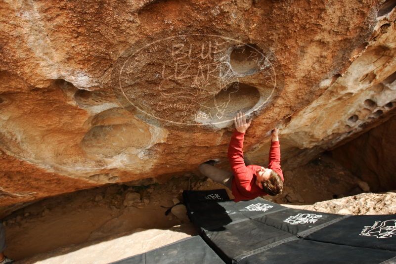 Bouldering in Hueco Tanks on 03/30/2019 with Blue Lizard Climbing and Yoga

Filename: SRM_20190330_1433440.jpg
Aperture: f/5.6
Shutter Speed: 1/250
Body: Canon EOS-1D Mark II
Lens: Canon EF 16-35mm f/2.8 L