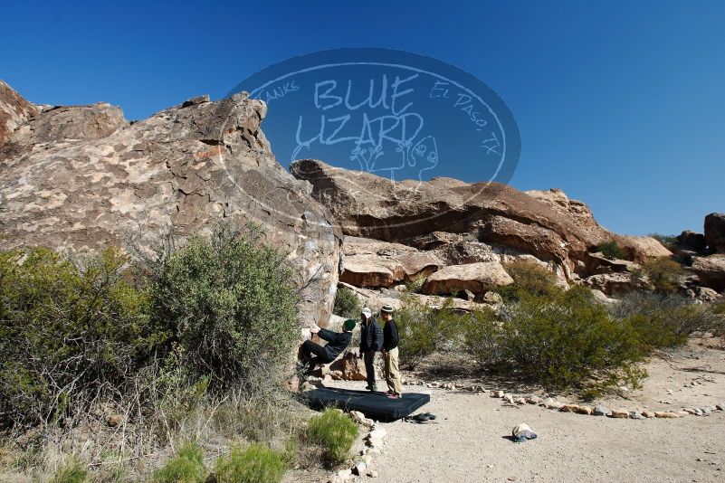 Bouldering in Hueco Tanks on 03/31/2019 with Blue Lizard Climbing and Yoga

Filename: SRM_20190331_1000460.jpg
Aperture: f/5.6
Shutter Speed: 1/160
Body: Canon EOS-1D Mark II
Lens: Canon EF 16-35mm f/2.8 L