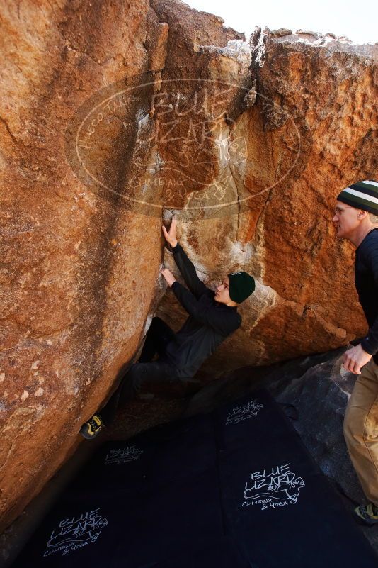 Bouldering in Hueco Tanks on 03/31/2019 with Blue Lizard Climbing and Yoga

Filename: SRM_20190331_1218151.jpg
Aperture: f/5.6
Shutter Speed: 1/250
Body: Canon EOS-1D Mark II
Lens: Canon EF 16-35mm f/2.8 L