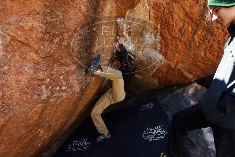 Bouldering in Hueco Tanks on 03/31/2019 with Blue Lizard Climbing and Yoga

Filename: SRM_20190331_1219500.jpg
Aperture: f/5.6
Shutter Speed: 1/250
Body: Canon EOS-1D Mark II
Lens: Canon EF 16-35mm f/2.8 L