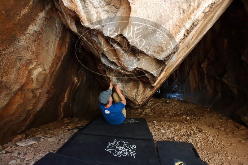 Bouldering in Hueco Tanks on 04/05/2019 with Blue Lizard Climbing and Yoga

Filename: SRM_20190405_1257120.jpg
Aperture: f/4.0
Shutter Speed: 1/125
Body: Canon EOS-1D Mark II
Lens: Canon EF 16-35mm f/2.8 L