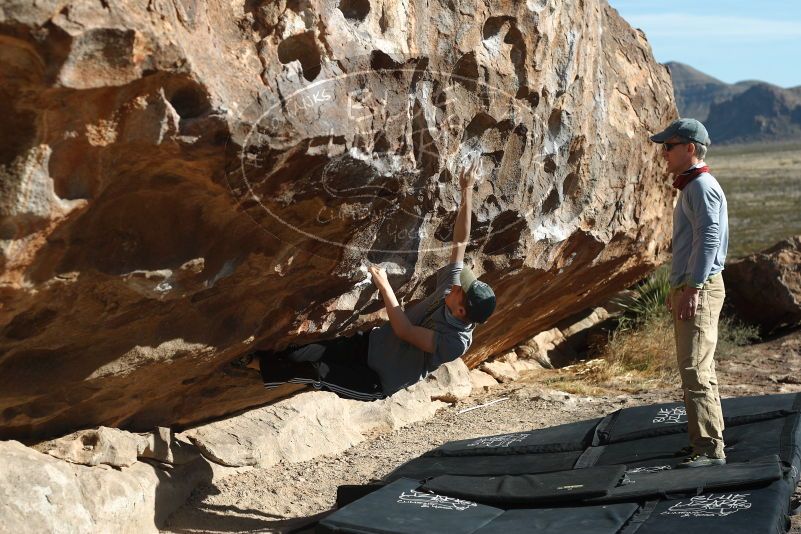 Bouldering in Hueco Tanks on 04/06/2019 with Blue Lizard Climbing and Yoga

Filename: SRM_20190406_0903520.jpg
Aperture: f/4.0
Shutter Speed: 1/500
Body: Canon EOS-1D Mark II
Lens: Canon EF 50mm f/1.8 II