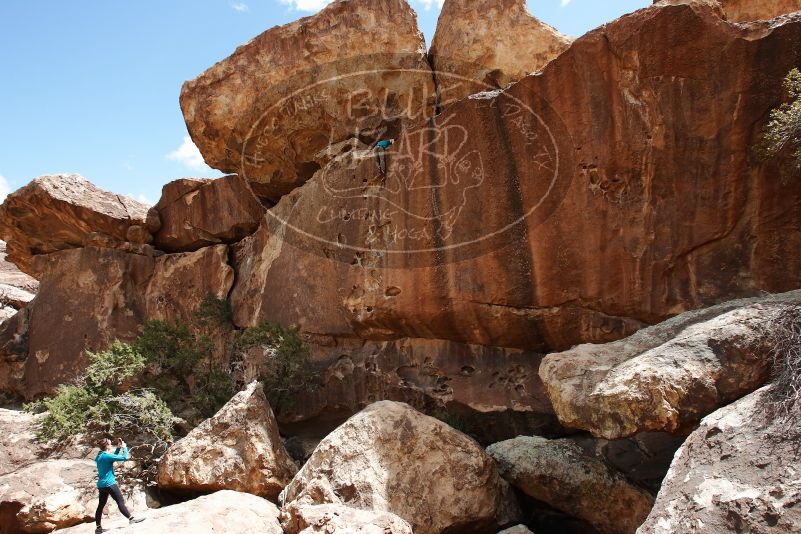 Bouldering in Hueco Tanks on 04/13/2019 with Blue Lizard Climbing and Yoga

Filename: SRM_20190413_1347530.jpg
Aperture: f/5.6
Shutter Speed: 1/320
Body: Canon EOS-1D Mark II
Lens: Canon EF 16-35mm f/2.8 L